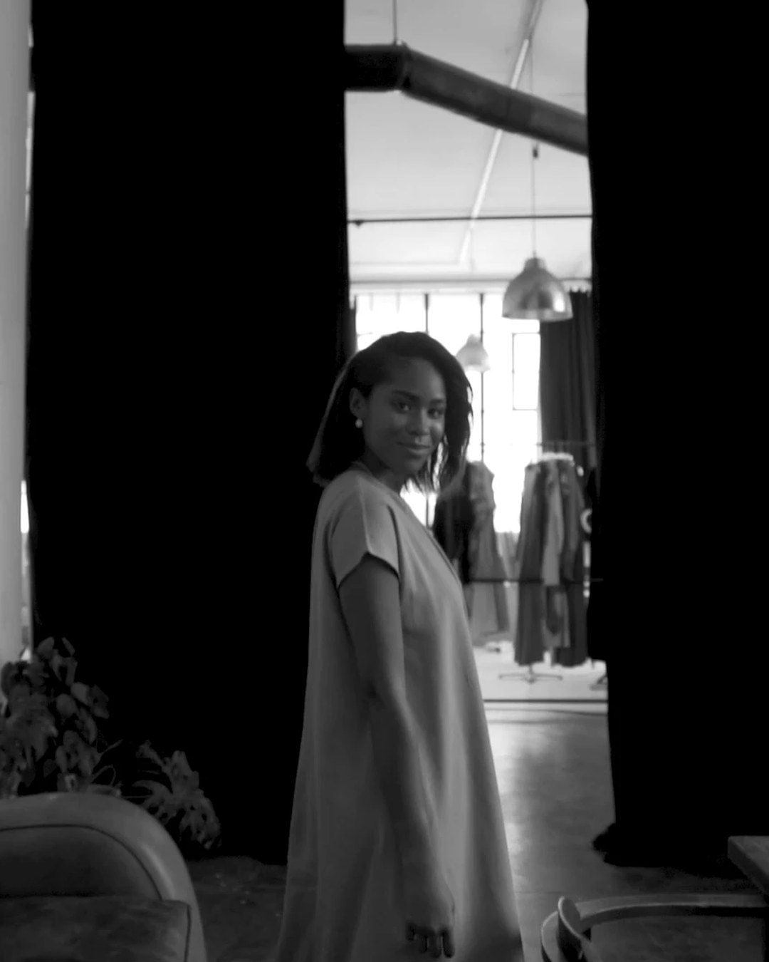 Streetlines: the model in the studio between takes, in black and white